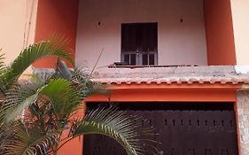 Conforto e simplicidade! Casa top com garagem, cozinha, banheiro e quarto